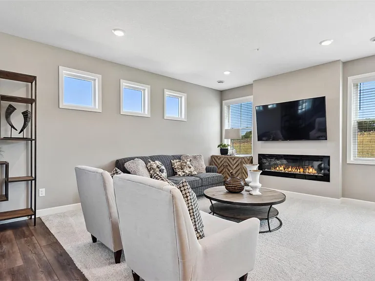 10579 Weston Ln N — Photo 2