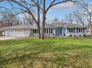 5700 Janes Ave, Downers Grove, IL 60516