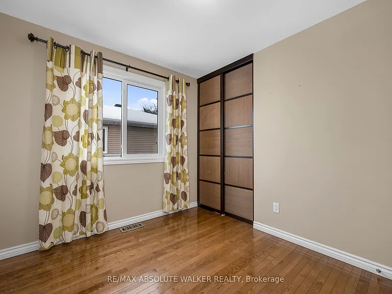 1849 Montereau Ave — Photo 34