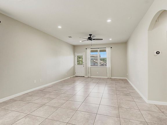 5th image of 356 Quarry Ln