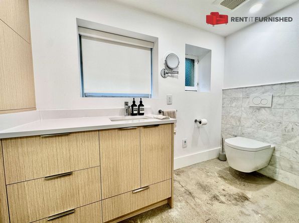 2 bedroom rental in Vancouver — photo 15