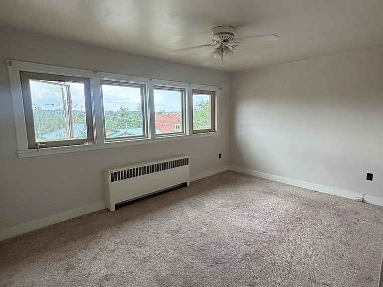 3413 Urban St #A — Photo 11