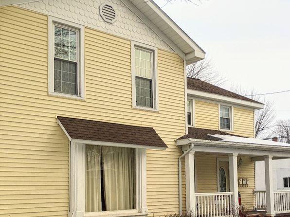 114 N Line St APT C