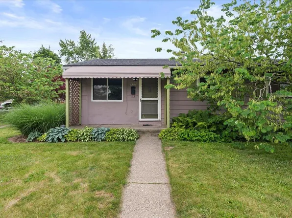 1254 E Clark Rd, Ypsilanti, MI 48198
