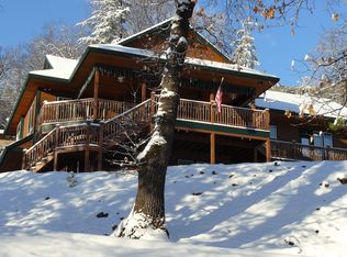 17818 Skyline Dr, Lakehead, CA 96051