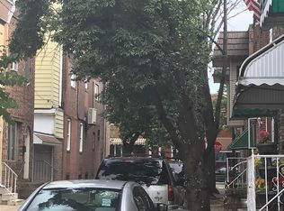 2423 S Sartain St, Philadelphia, PA 19148