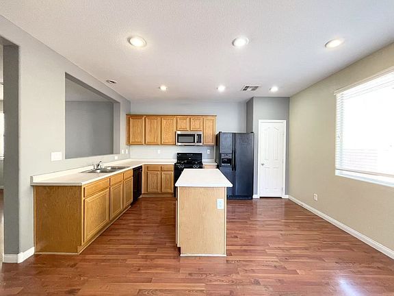 5th image of 11532 Elcadore St