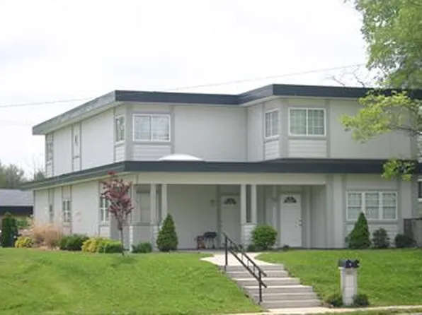 1001A Spruce St, Leavenworth, KS 66048