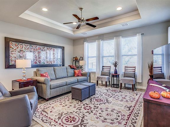 5th image of 1811 Ladera Way #1811