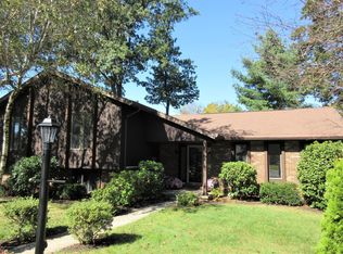 1 Rosewood Cir, Clarks Summit, PA 18411