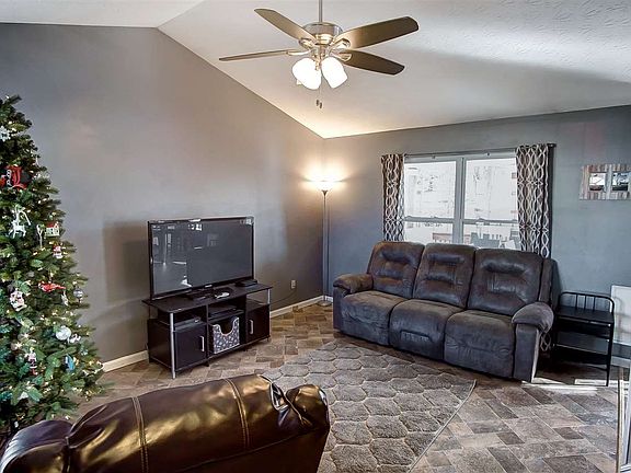 2nd image of 5934 Noel Creek Ln
