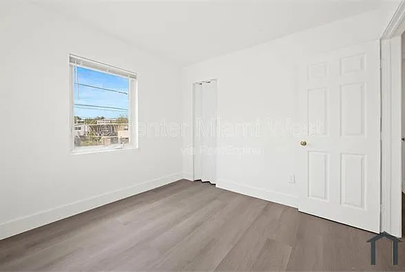 1245 NW 60th St #4 — Photo 21
