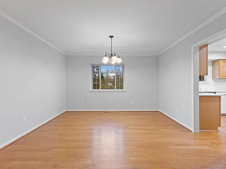 1291 Gettysburg Ct — Photo 7