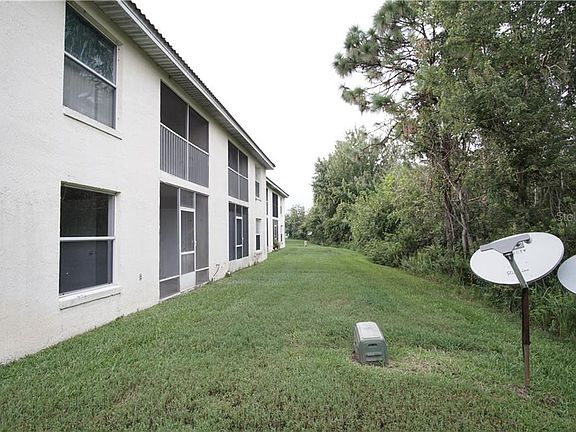 4th image of 13945 Timberland Dr APT 104