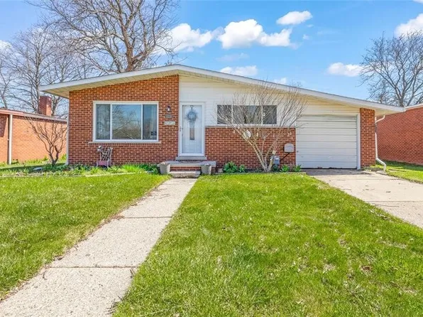 8138 Hillcrest Blvd, Westland, MI 48185