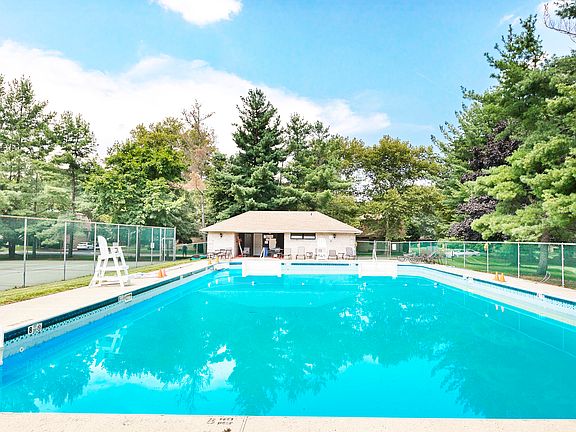 3rd image of 229 Collignon Way #237-3B