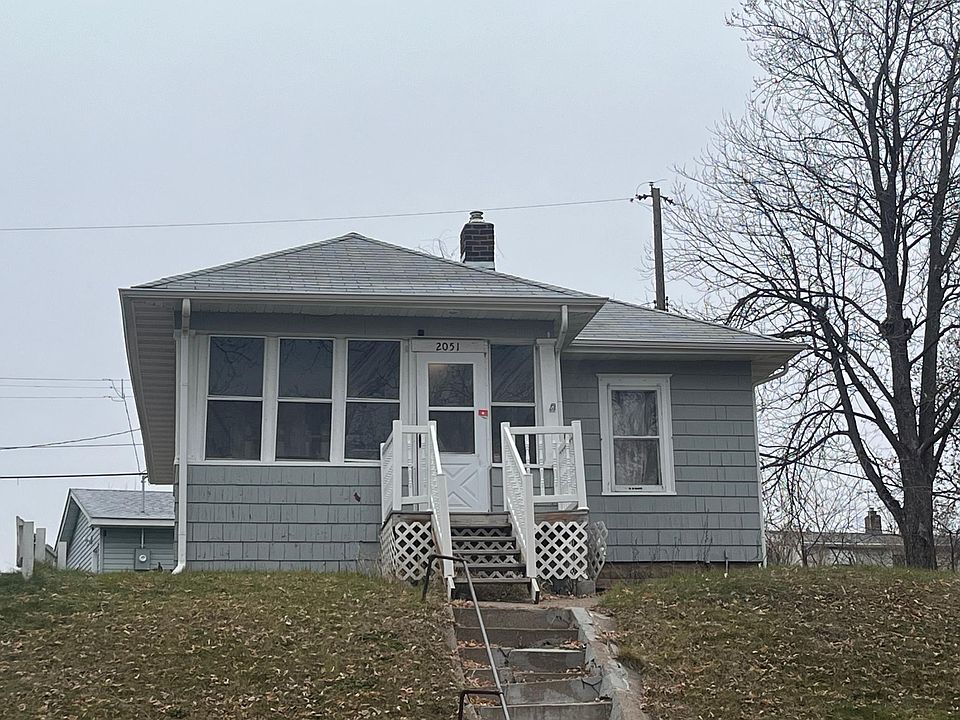1st image of 2051 Nokomis Ave
