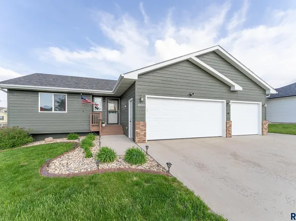 800 Trojan Ave, Hartford, SD 57033