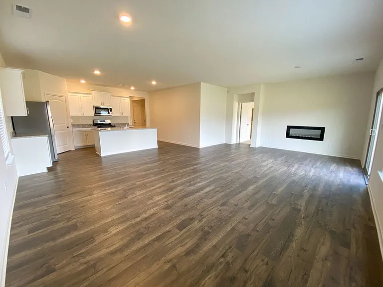 195 Daisy Dr — Photo 8