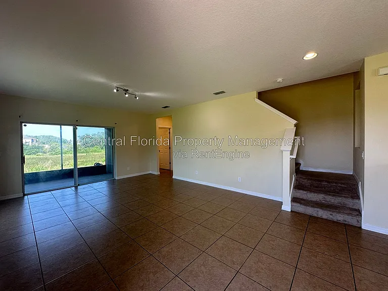 172 Primrose Dr — Photo 5