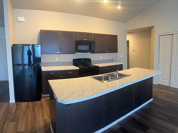 4th image of 414-416 S Moen St #414