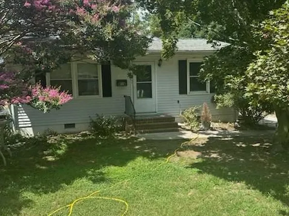 205 E Walnut St, Delmar, MD 21875