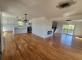 11 Fairview Ave, Middletown, NY 10940