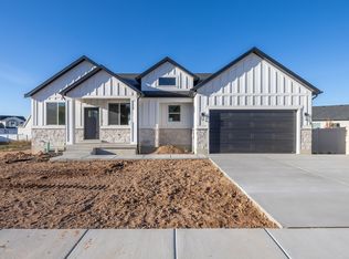 232 N Rick Way, Clearfield, UT 84015