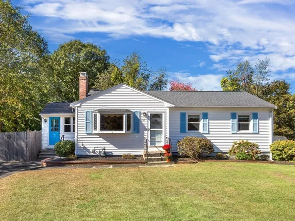 590 Pond St, Franklin, MA 02038