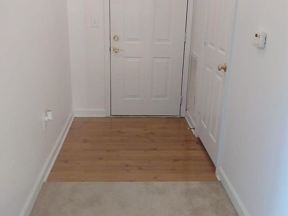 4th image of 10613 Hill Point Ct