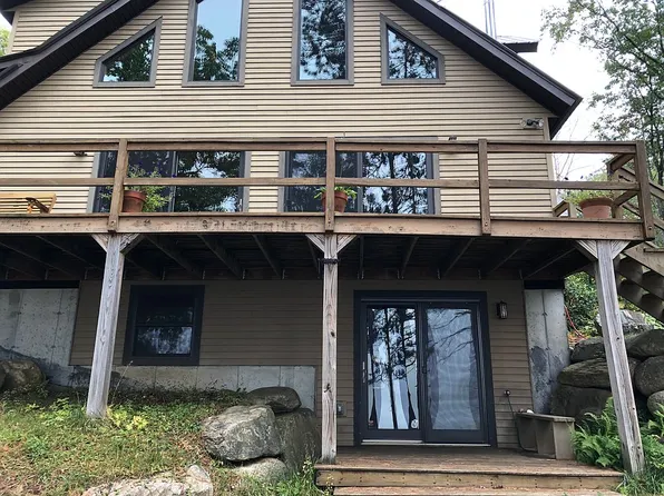 32 Hedrick Ln, Haverhill, NH 03774