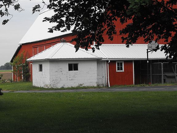 2nd image of 3550 County Road 106
