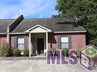 9066 Pecan Tree Dr, Baton Rouge, LA 70810