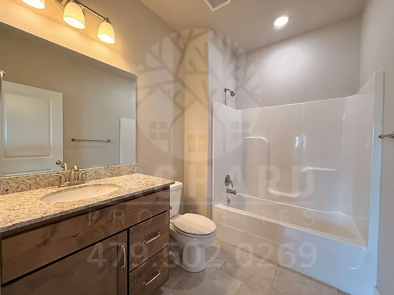 3012-3022 N Conway Dr — Photo 16