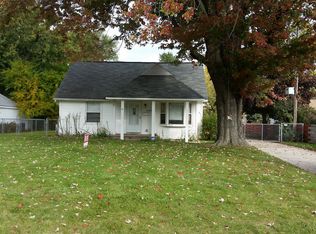 2709 2nd St, Westland, MI 48186