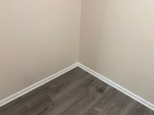 1 Lily Ct