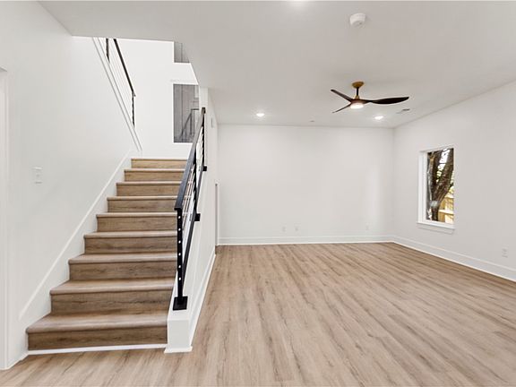 5th image of 2601 W Bonnie Ln
