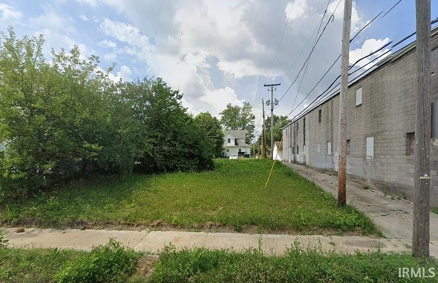 1st image of 1113 S Elm St