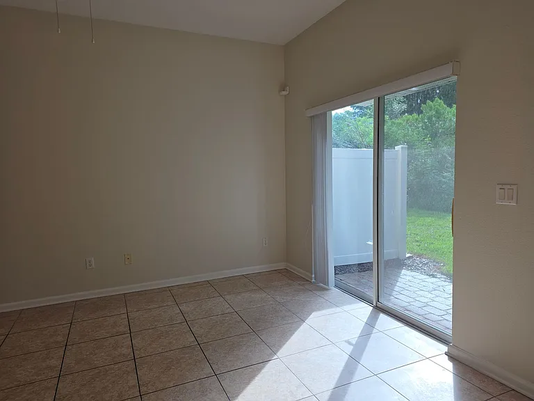 16661 Cedar Crest Dr — Photo 17