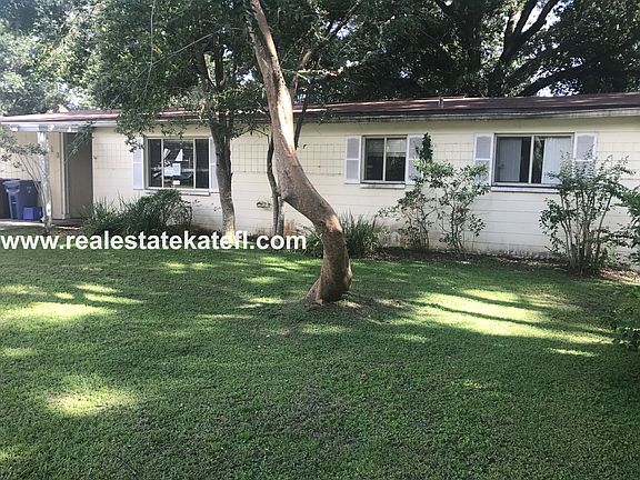 2nd image of 2316 Carroll Grove Dr