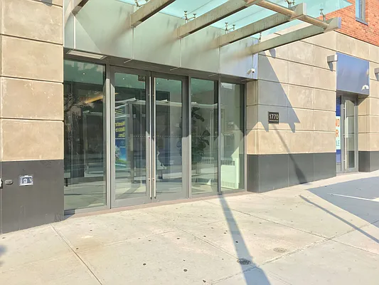 Rented by Matthew Gros-Werter, LREB  | media 37