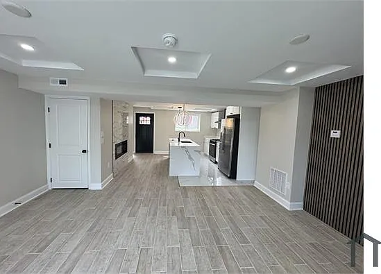 6150 Chinquapin Pkwy — Photo 1