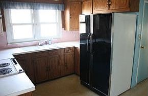 3rd image of 16 Saint Josephs Dr
