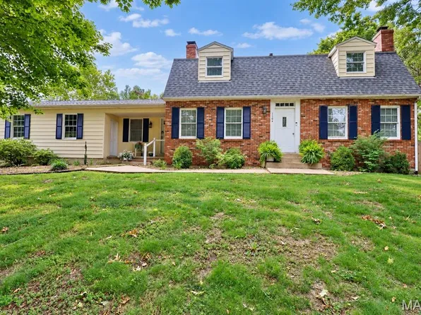 1104 Indian Creek Rd, Lebanon, MO 65536
