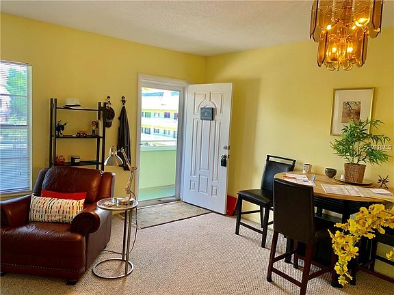4th image of 2459 Columbia Dr APT 79