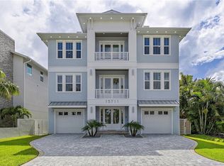 15711 Redington Dr, Redington Beach, FL 33708