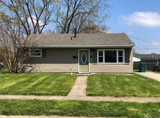211 Redbank Dr, Fairborn, OH 45324