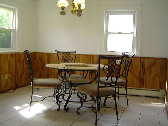 Dinning Room in Kitchen