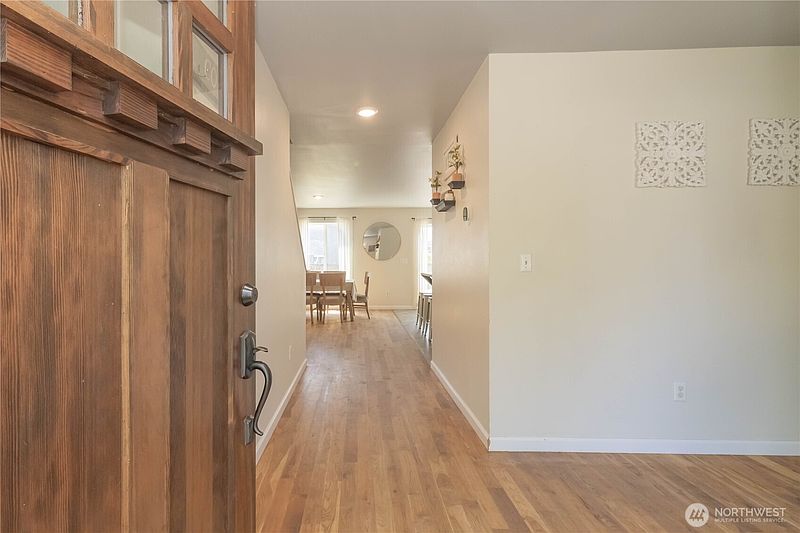 3rd image of 14823 Terra View Street SE