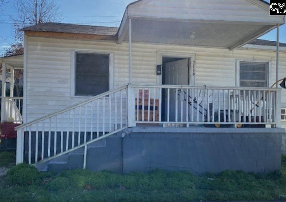 2nd image of 2410 Gordon St